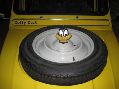 Daffy bonnet 2.jpg