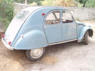 1976752101.jpg