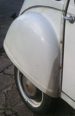 daggy rear wing.jpg