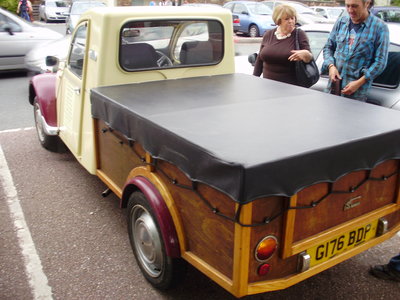 shower shelf & 2cv spots 005.jpg