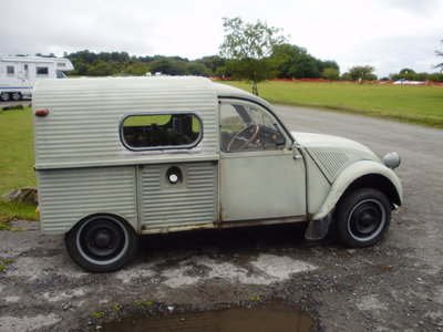 shower shelf & 2cv spots 012.jpg