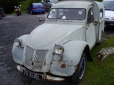 shower shelf & 2cv spots 015.jpg