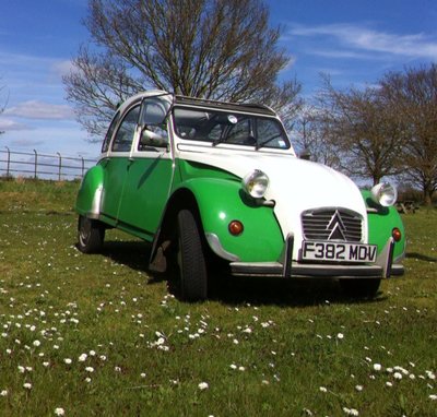 2CV near Inkberrow 3.jpg