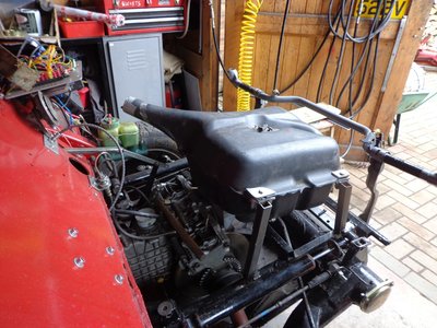 Fuel tank1SC01739.jpg