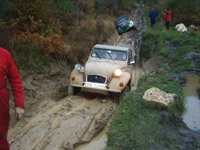 2cv offroading 033.JPG